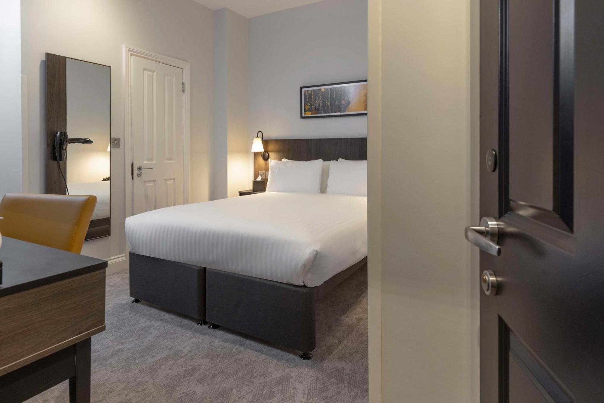 Best Western Kensington Olympia Hotel London Eksteriør billede