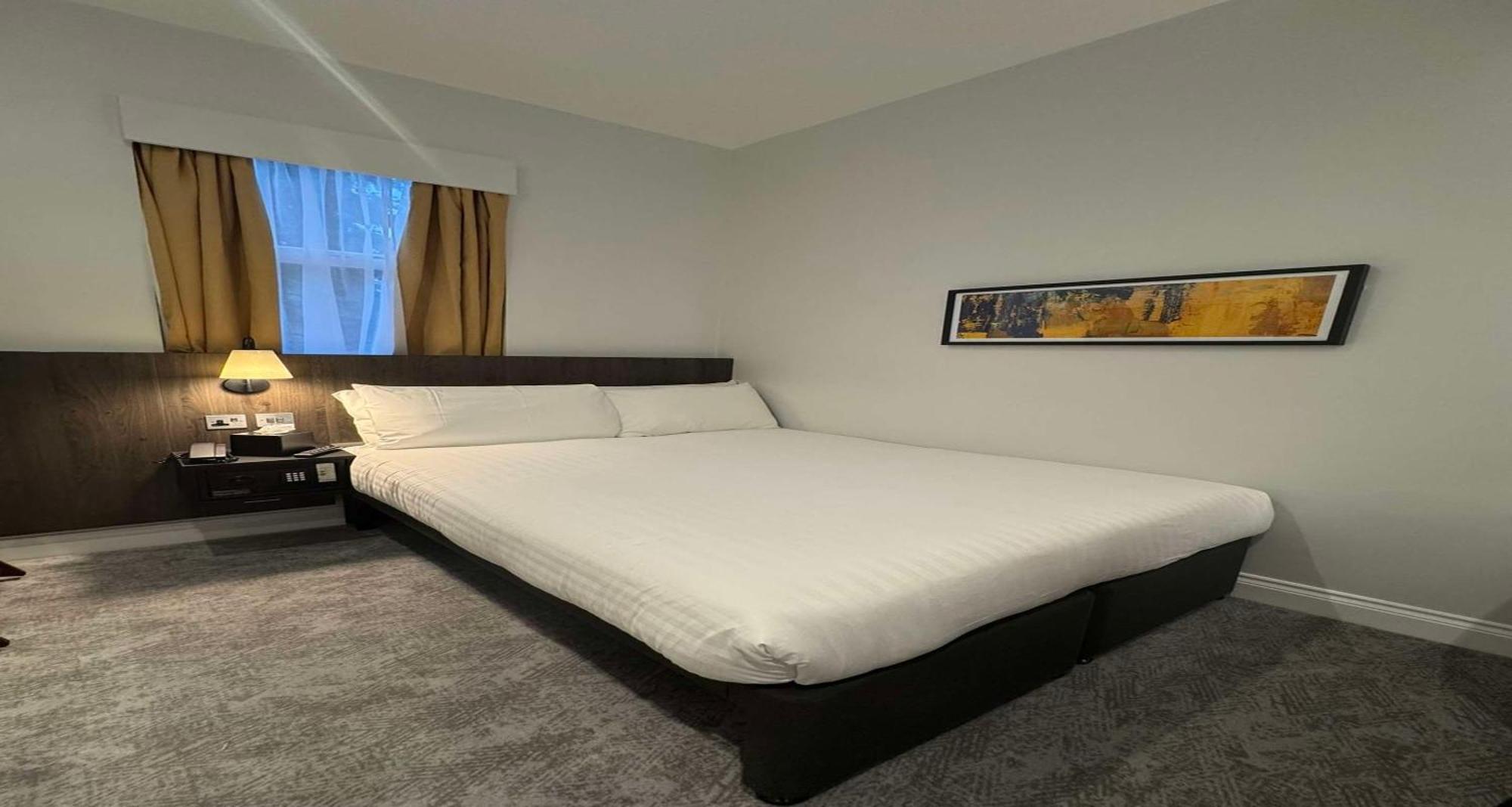 Best Western Kensington Olympia Hotel London Eksteriør billede
